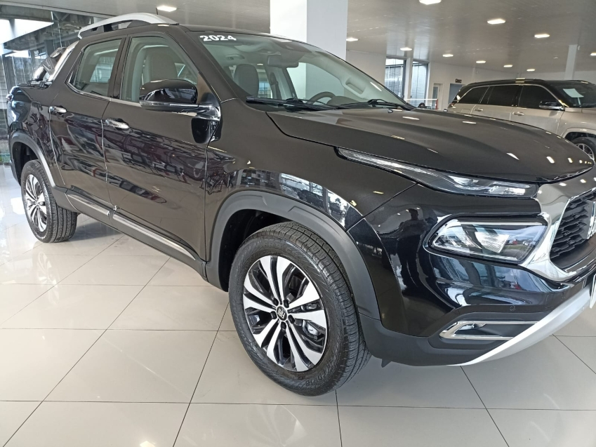 fiat toro 1.3 turbo 270 flex volcano at6 4p automatico 2024