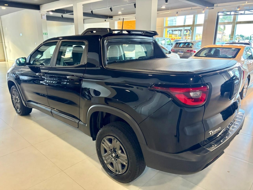 fiat toro 1.3 turbo 270 flex volcano at6 4p automatico 20245