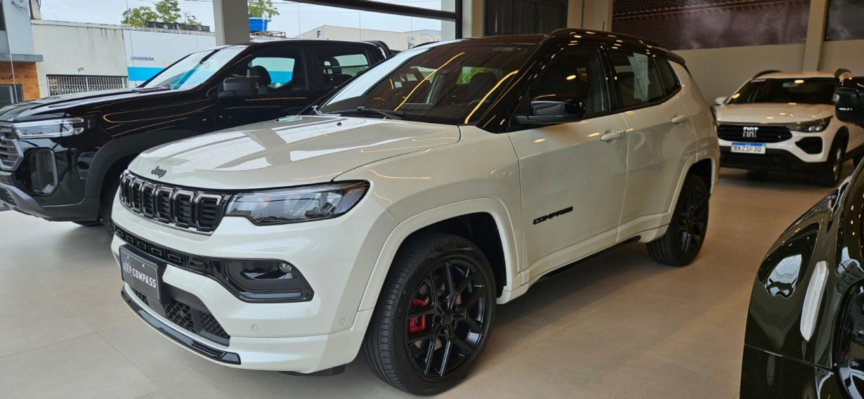 jeep compass 2.0 hurricane turbo flex blackhawk at9 4p automatico 2026