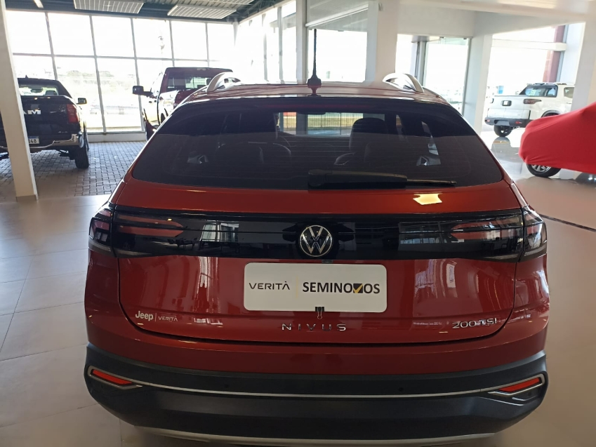 volkswagen nivus 1.0 200 tsi total flex highline automatico 4p 20233