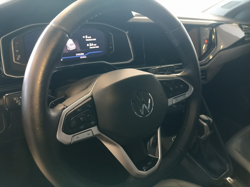 volkswagen nivus 1.0 200 tsi total flex highline automatico 4p 20238