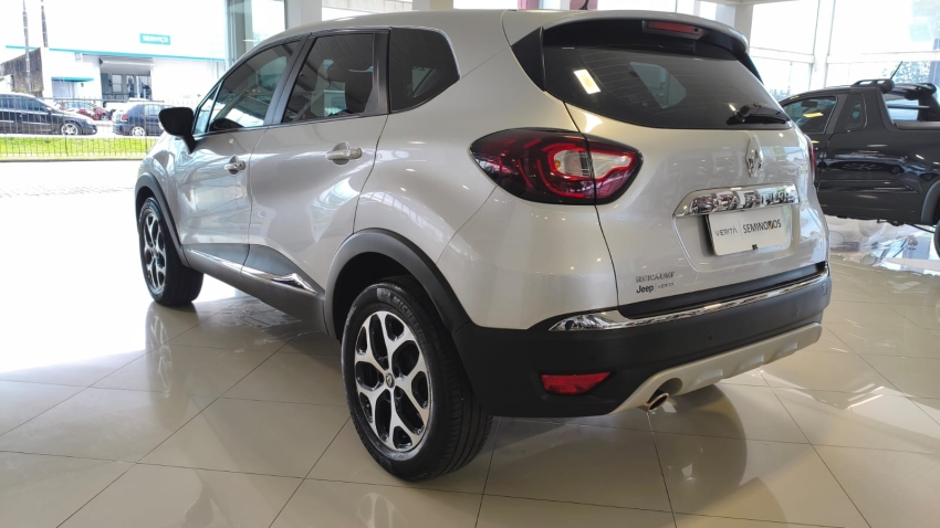 renault captur 1.6 16v sce flex intense x-tronic 4p automatico 20194