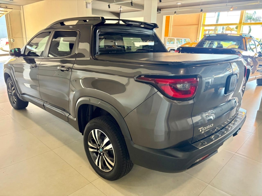 fiat toro 1.3 turbo 270 flex freedom at6 4p automatico 20255