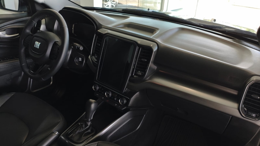 fiat toro 1.3 turbo 270 flex volcano at6 4p automatico 202412