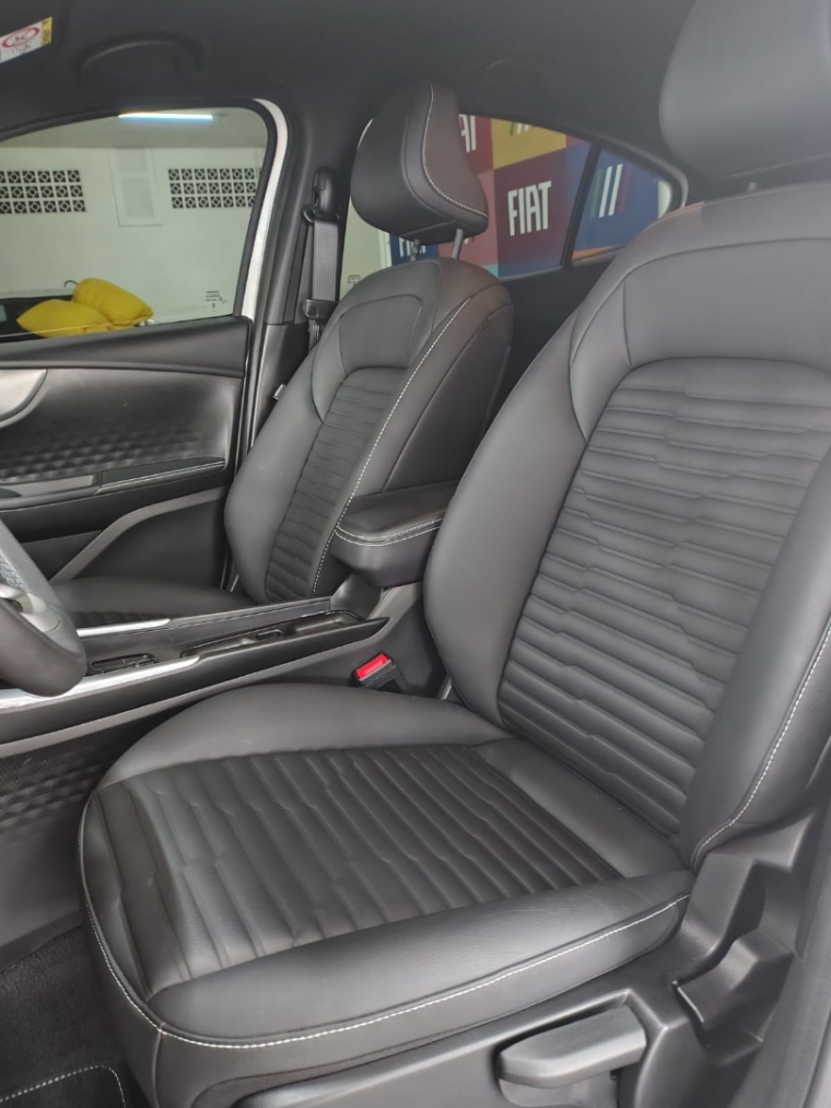 fiat fastback 1.3 turbo 270 flex limited edition at6 2024 fiat fastback 1.3 turbo 270 flex limited edition at6 2024