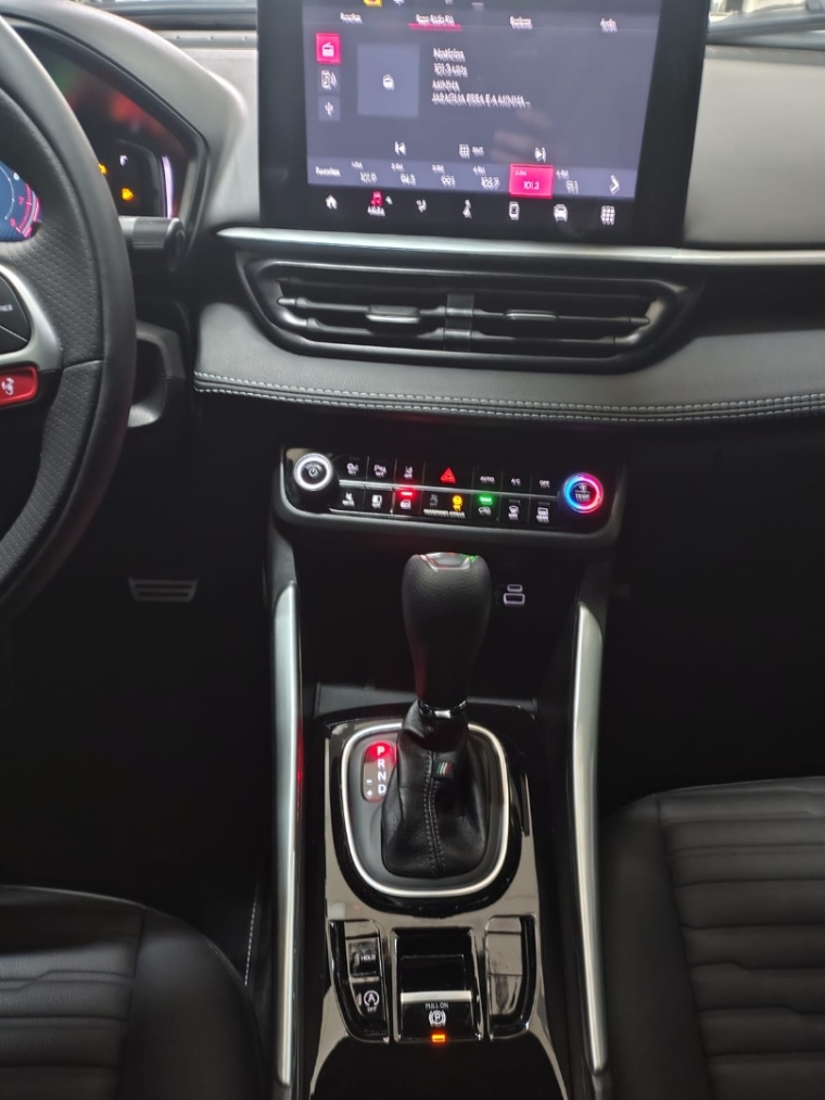 fiat fastback 1.3 turbo 270 flex limited edition at6 2024 fiat fastback 1.3 turbo 270 flex limited edition at6 2024