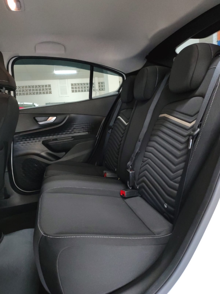 fiat fastback 1.0 turbo 200 flex cvt 4p automatico 2024