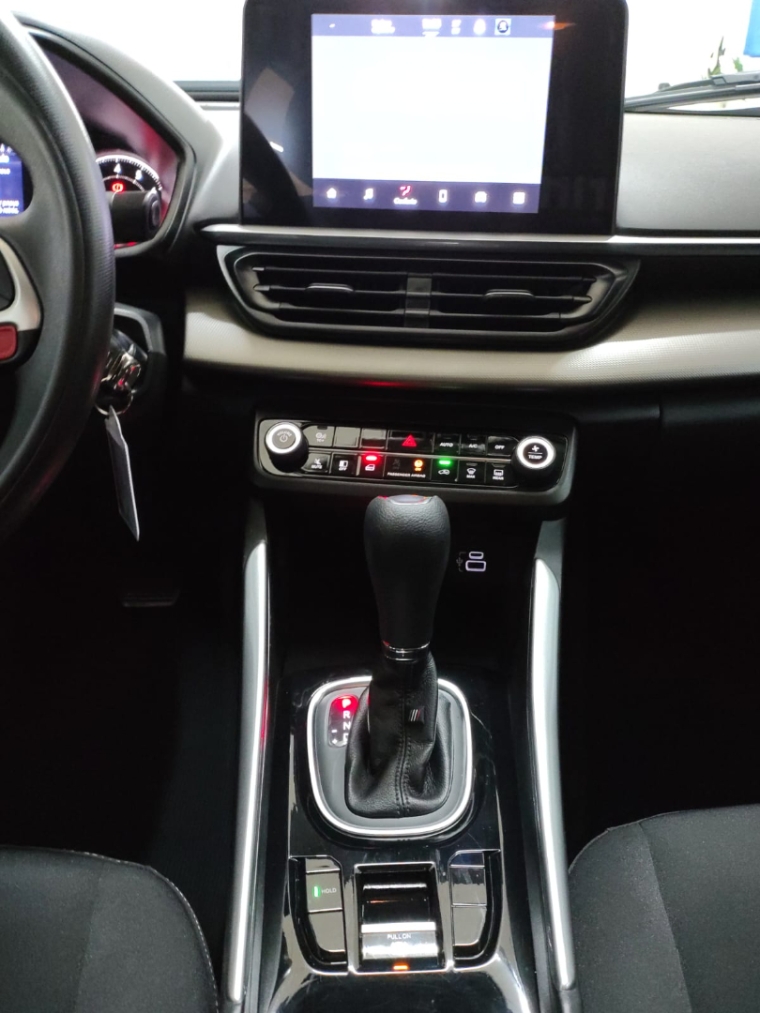 fiat fastback 1.0 turbo 200 flex cvt 4p automatico 2024