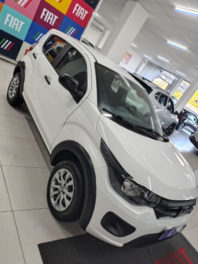 fiat mobi 1.0 evo flex like. manual 4p 2023 fiat mobi 1.0 evo flex like. manual 4p 2023