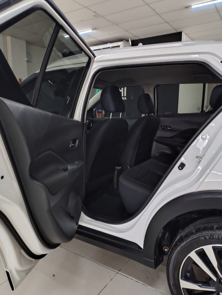 nissan kicks 1.6 16v flexstart advance xtronic flex 4p automatico 2022