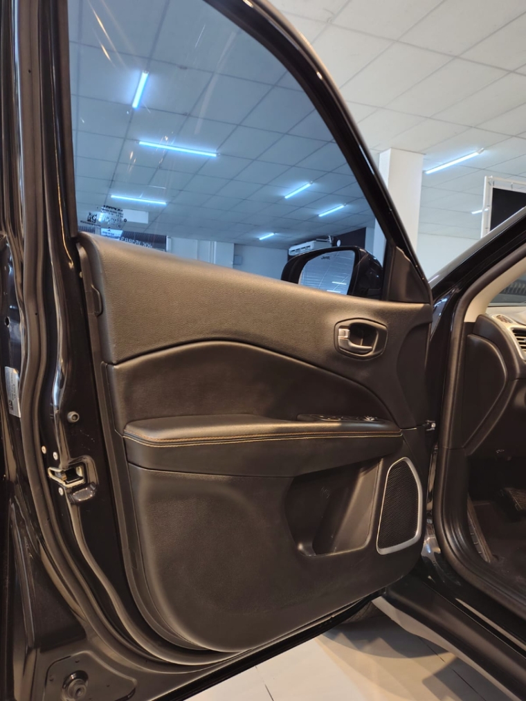 jeep compass 2.0 16v flex longitude automatico 4p 2019 jeep compass 2.0 16v flex longitude automatico 4p 2019