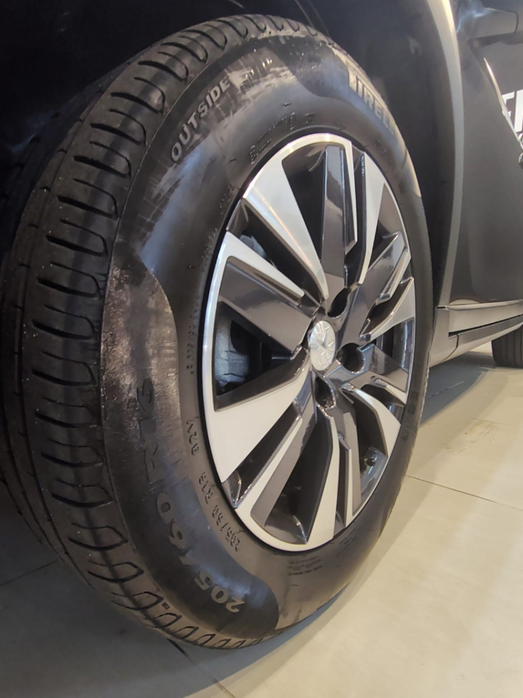 peugeot 2008 1.6 16v thp flex griffe 4p automatico 2024