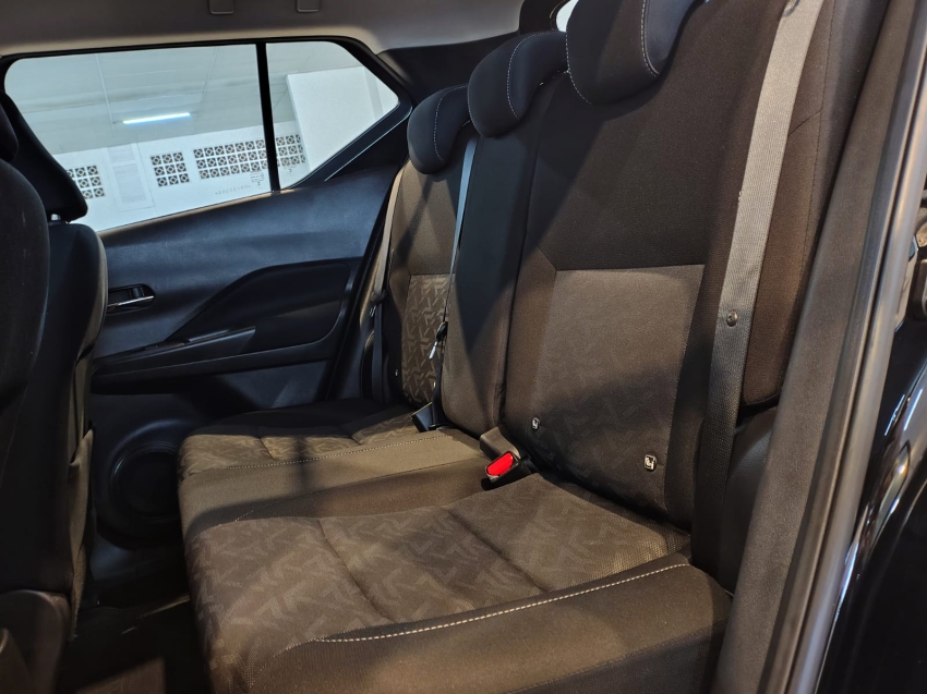 nissan kicks 1.6 16v flexstart sense xtronic flex 4p automatico 2024