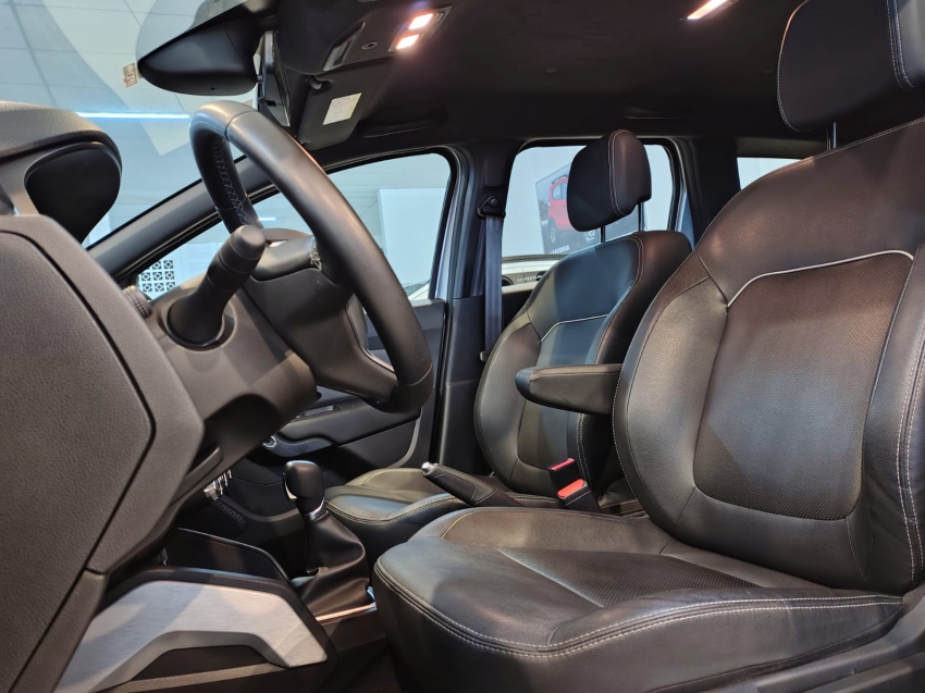 renault duster 1.6 16v sce flex iconic x-tronic 4p automatico 2024