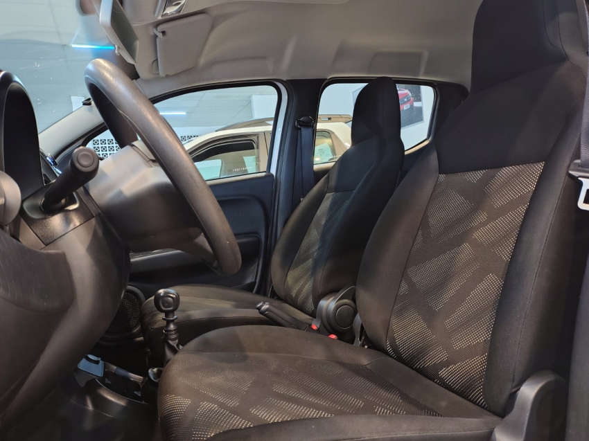 fiat mobi 1.0 evo flex like. manual 4p 20233