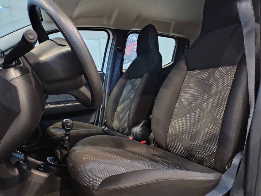 fiat mobi 1.0 evo flex like. manual 4p 20243