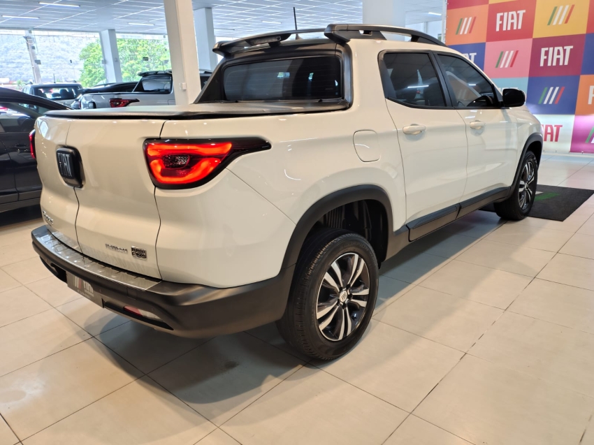 fiat toro 1.3 turbo 270 flex freedom at6 4p automatico 20239