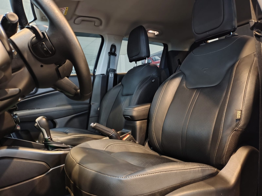 fiat toro 1.3 turbo 270 flex volcano at6 4p automatico 20253