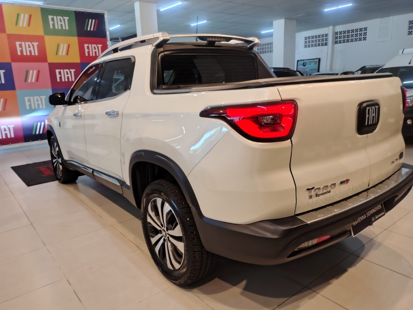 fiat toro 2.0 16v turbo diesel volcano 4wd at9 4p automatico 20247