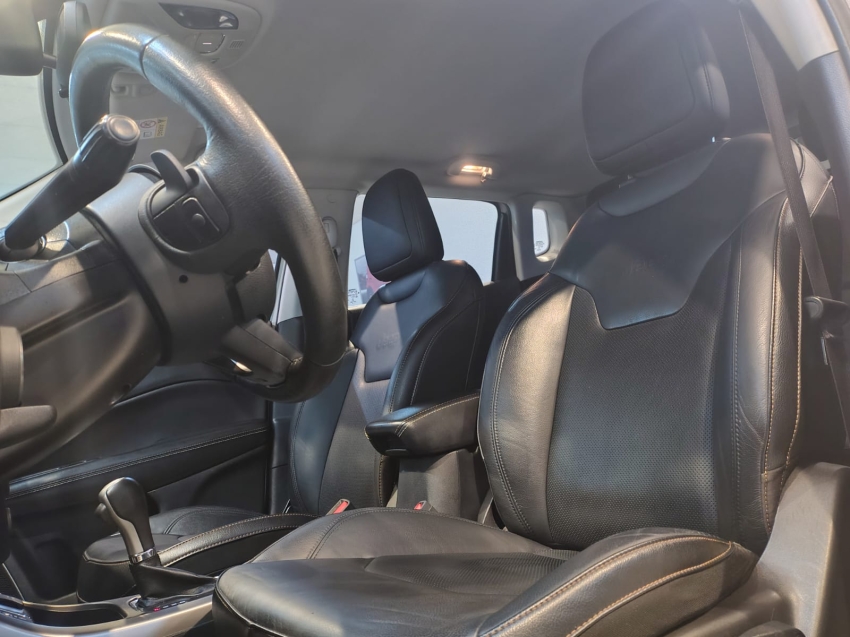 jeep compass 2.0 16v flex longitude automatico 4p 20193