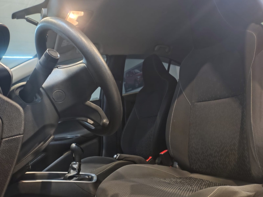 chevrolet onix 1.0 flex plus lt manual 4p 20203