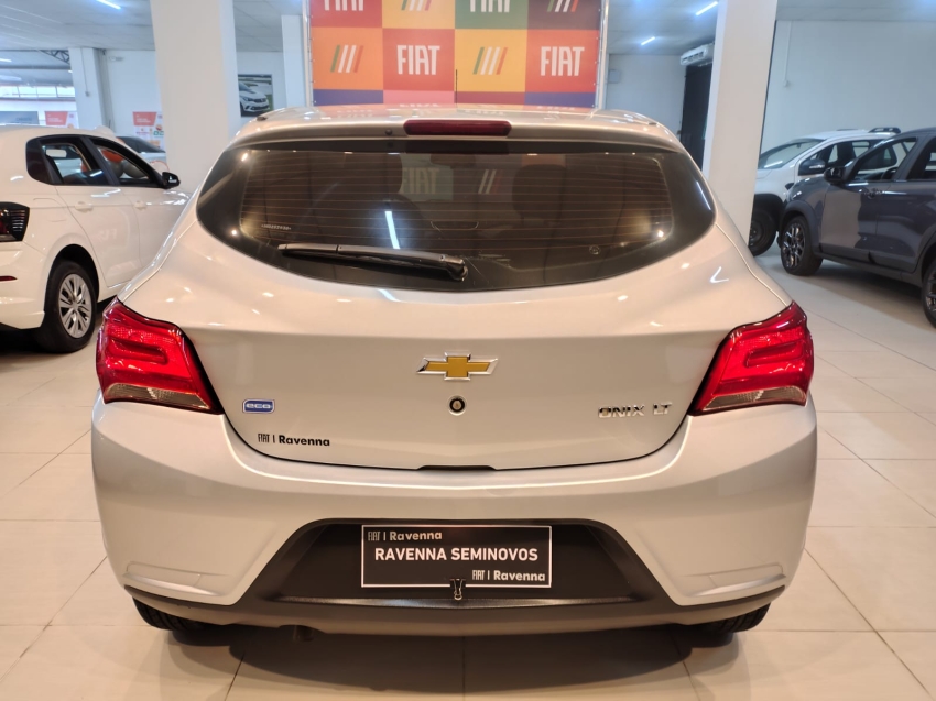 chevrolet onix 1.0 mpfi lt 8v flex 4p manual 20177