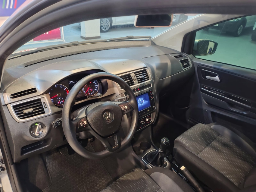 volkswagen fox 1.6 msi total flex connect 4p manual 20204