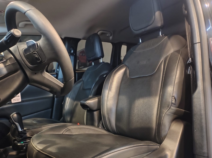 jeep renegade 1.3 t270 turbo flex longitude at6 4p automatico 20243