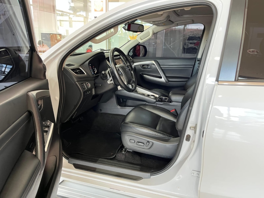 mitsubishi pajero sport 2.4 16v mivec turbo diesel hpe-s awd automatico 5p 2023