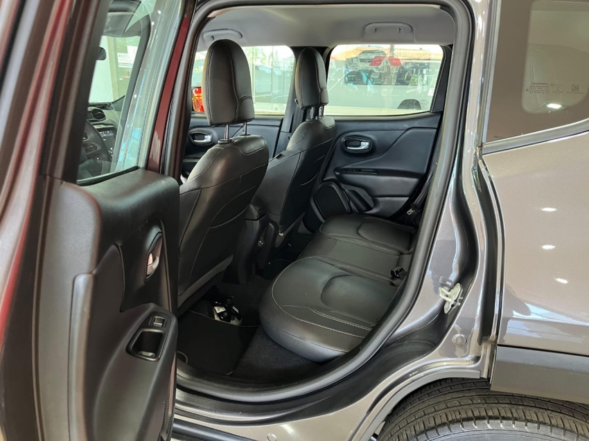 jeep renegade 1.3 t270 turbo flex longitude at6 5p automatico 2022