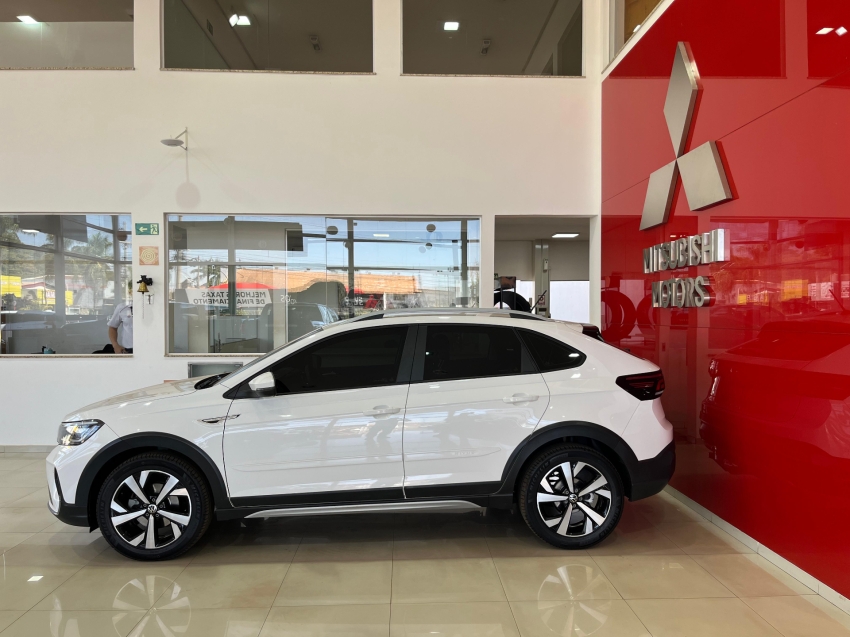 volkswagen nivus 1.0 200 tsi total flex highline automatico 9.9 5p 2022