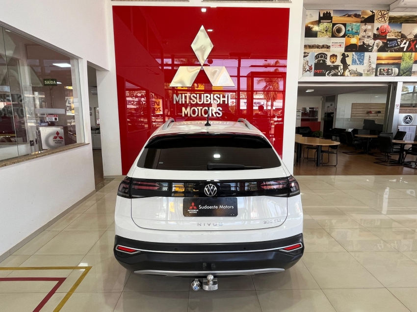 volkswagen nivus 1.0 200 tsi total flex highline automatico 9.9 5p 2022