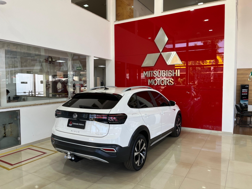 volkswagen nivus 1.0 200 tsi total flex highline automatico 9.9 5p 2022