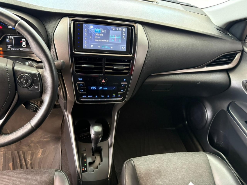 toyota yaris 1.5 16v flex sedan xs multidrive 1.4 4p automatico 202511