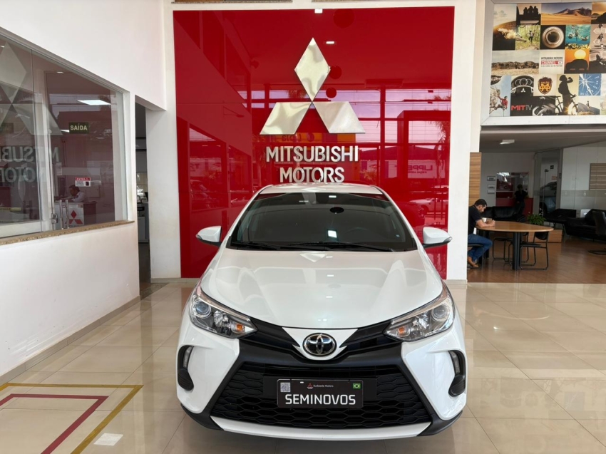 toyota yaris 1.5 16v flex sedan xs multidrive 1.4 4p automatico 20251