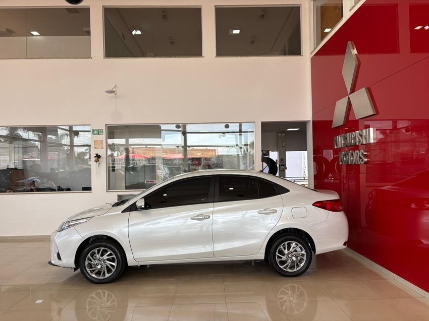 toyota yaris 1.5 16v flex sedan xs multidrive 1.4 4p automatico 20253