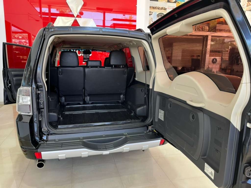 mitsubishi pajero full 3.2 hpe 4x4 16v turbo intercooler diesel 2p automatico 5p 201714