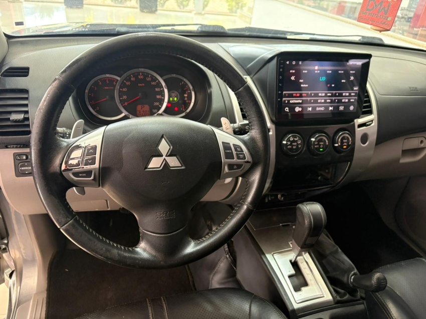 mitsubishi pajero 3.2 hpe 4x4 7 lugares 16v turbo intercooler diesel 4p automatico 5p 201612