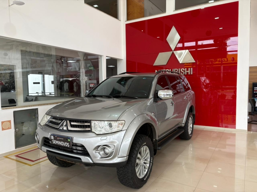 mitsubishi pajero 3.2 hpe 4x4 7 lugares 16v turbo intercooler diesel 4p automatico 5p 2016