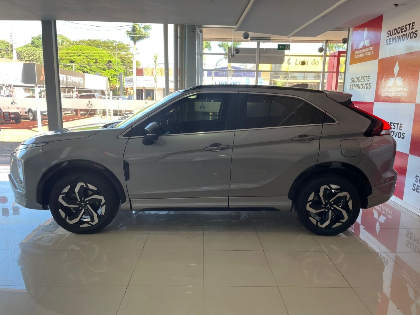 mitsubishi eclipse cross 1.5 mivec turbo gasolina hpe-s black cvt 1.4 5p automatico 20263