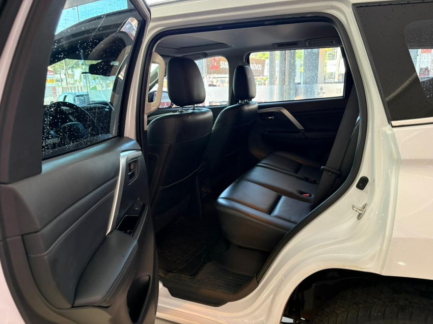 mitsubishi pajero sport 2.4 16v mivec turbo diesel hpe-s awd automatico 5p 202412