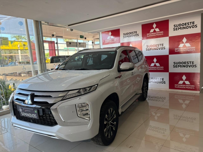 mitsubishi pajero sport 2.4 16v mivec turbo diesel hpe-s awd automatico 5p 2024
