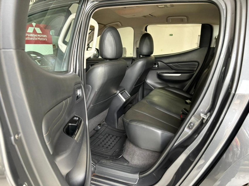 mitsubishi triton 2.4 biturbo diesel cd hpe 4x4 automatico 4p 20259