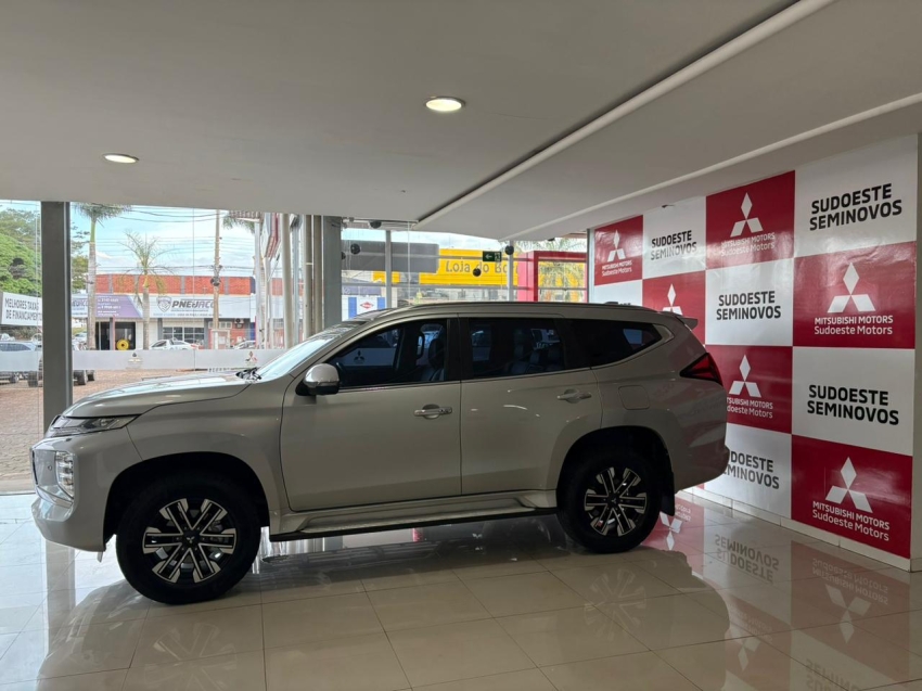 mitsubishi pajero sport 2.4 16v mivec turbo diesel hpe-s awd automatico 4p 20223