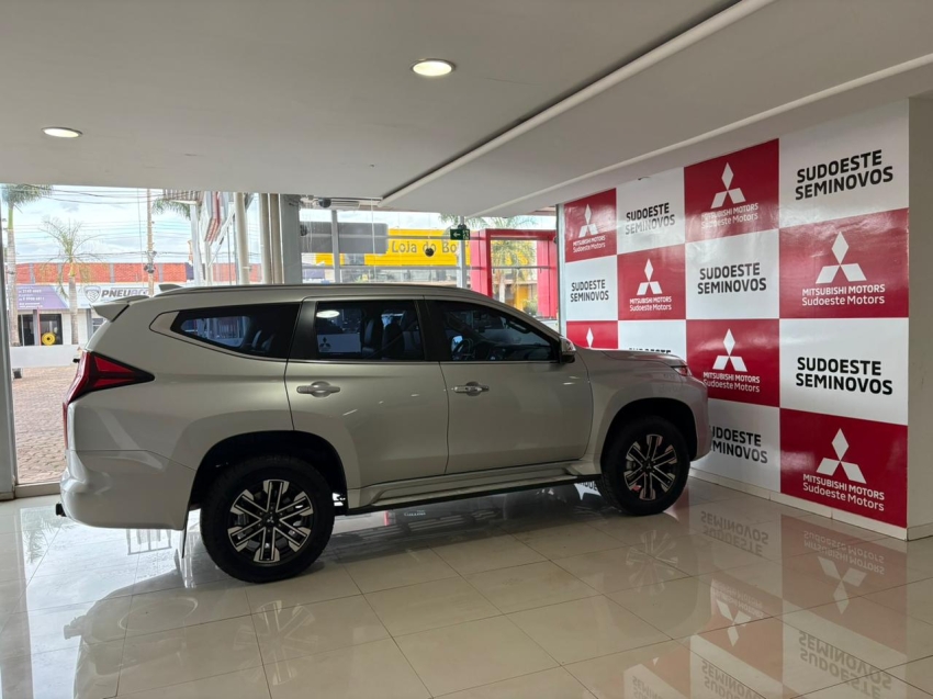 mitsubishi pajero sport 2.4 16v mivec turbo diesel hpe-s awd automatico 4p 20224