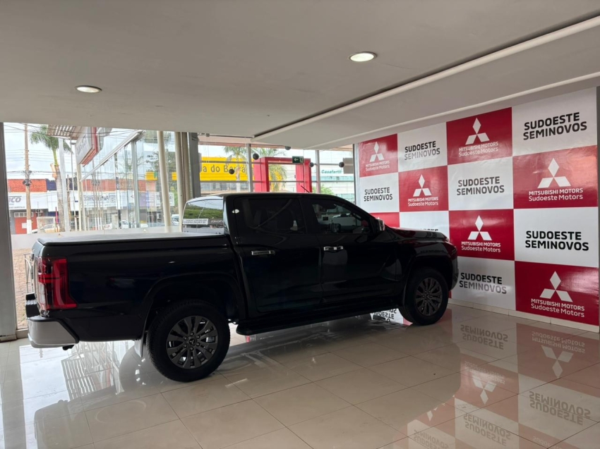 mitsubishi triton 2.4 biturbo diesel cd hpe 4x4 automatico 4p 20264