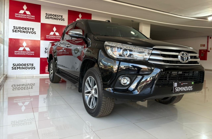 toyota hilux 2.8 srx 4x4 cd 16v diesel 4p automatico 2.7 20182