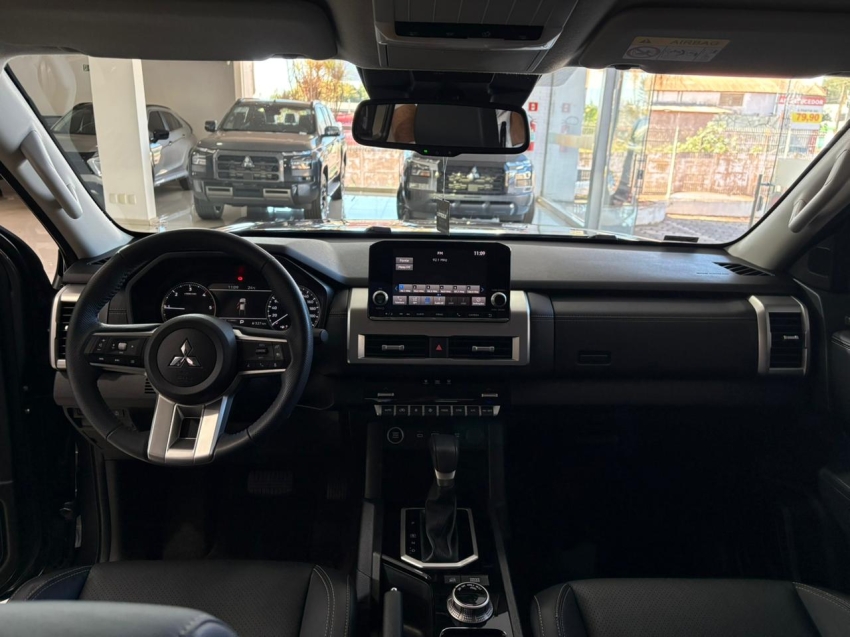 mitsubishi triton 2.4 biturbo diesel hpe-s 4x4 automatico 4p 202611
