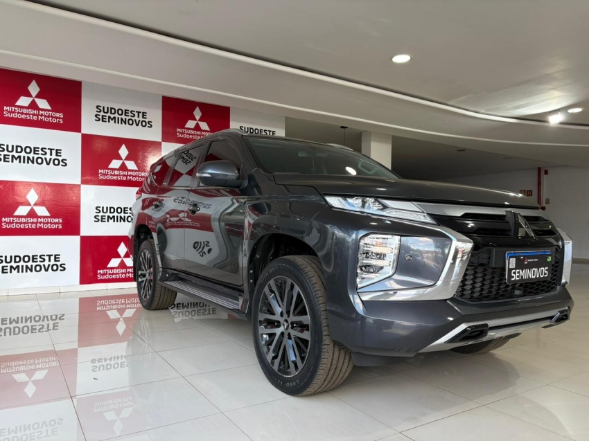 mitsubishi pajero sport 2.4 16v mivec turbo diesel legend awd automatico 5p 20242