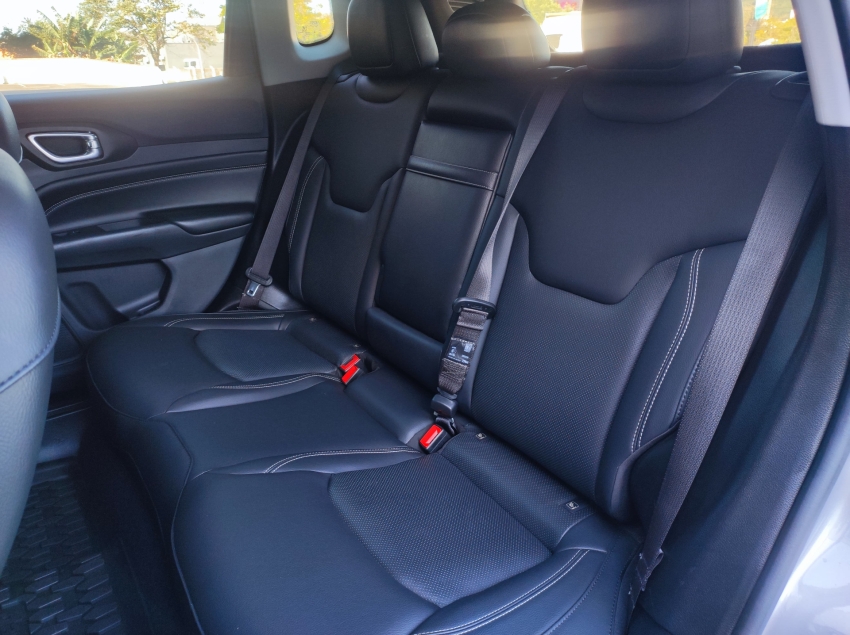 compass 1.3 t270 turbo flex longitude at6